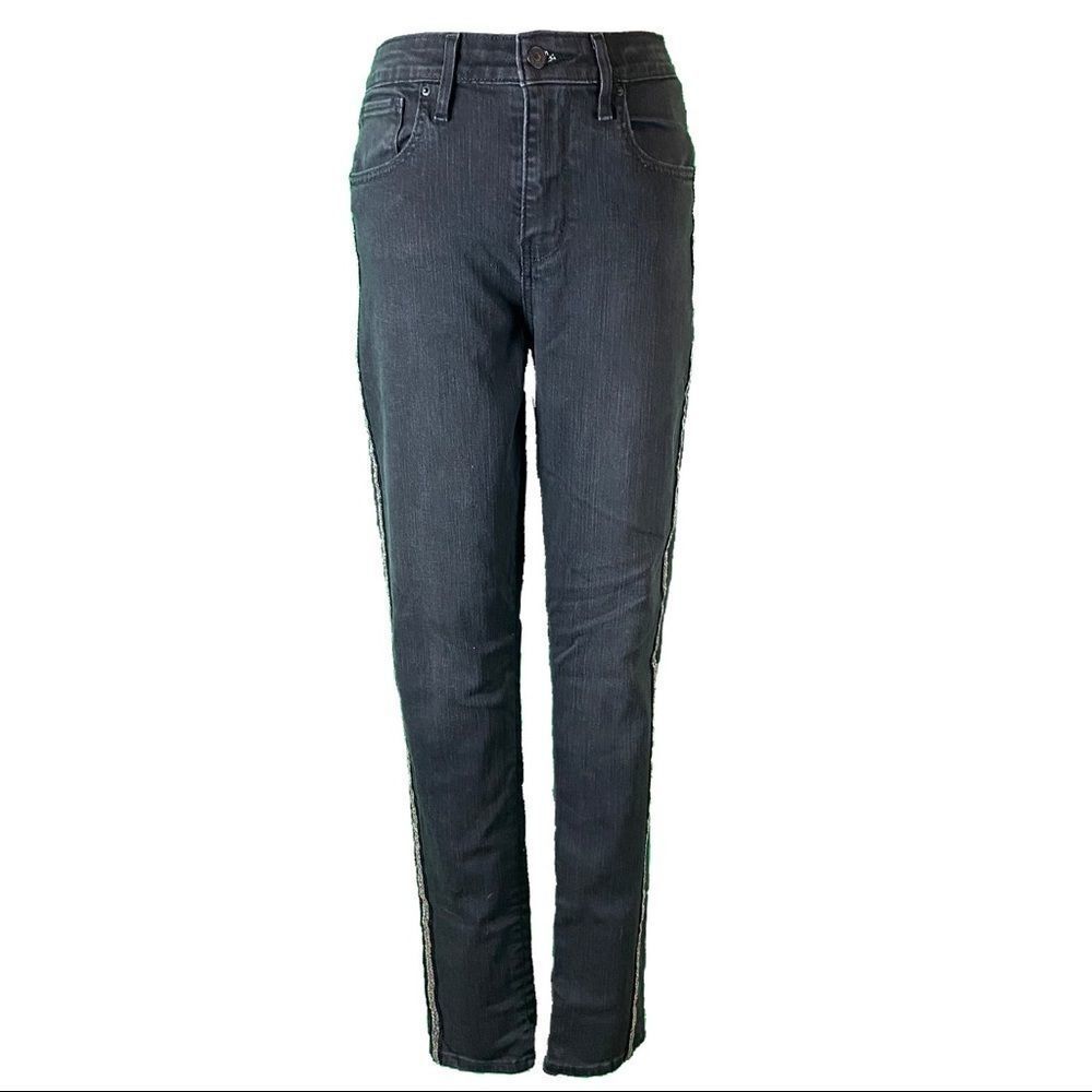 Levi’s 701 High Rise Skinny size 30 color- black sequin side stripe